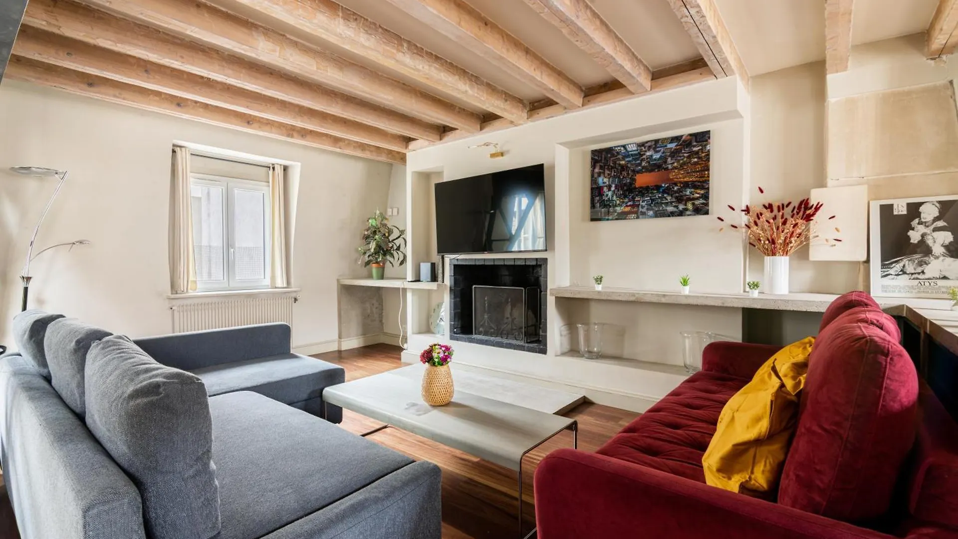 Appartement Quartier Mezzanine & 1Br Le Marais Temple Free Netflix Paris